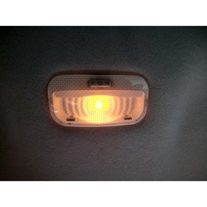 Recambio de luz interior para citroen c3 1.4 hdi referencia OEM IAM   