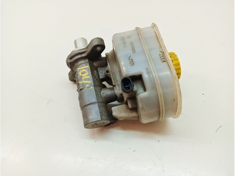 Recambio de bomba freno para iveco daily furgón 2.3 diesel cat referencia OEM IAM SINREFVISIBLE  