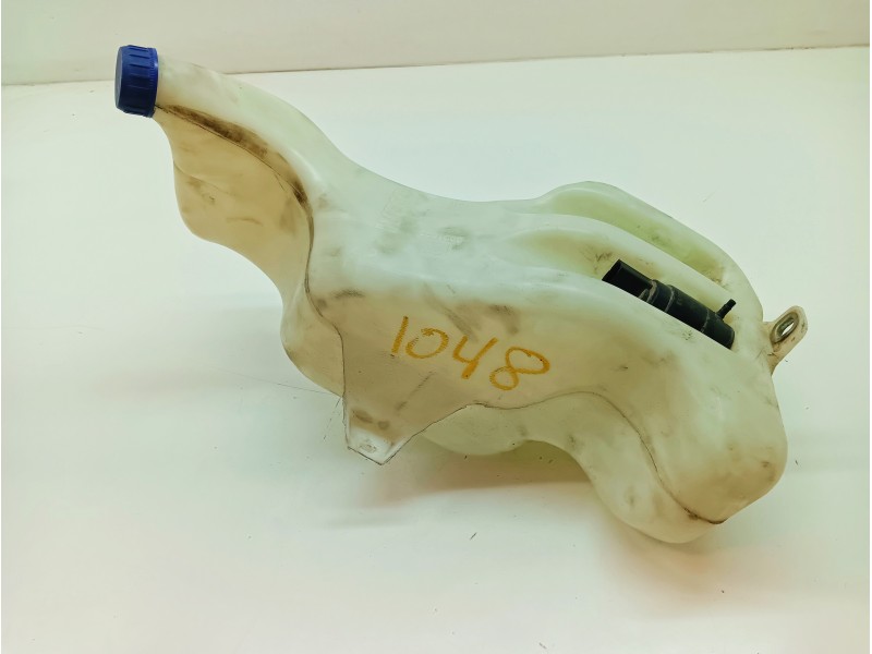 Recambio de deposito limpia para iveco daily furgón 2.3 diesel cat referencia OEM IAM 3801898  