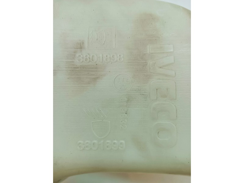 Recambio de deposito limpia para iveco daily furgón 2.3 diesel cat referencia OEM IAM 3801898  