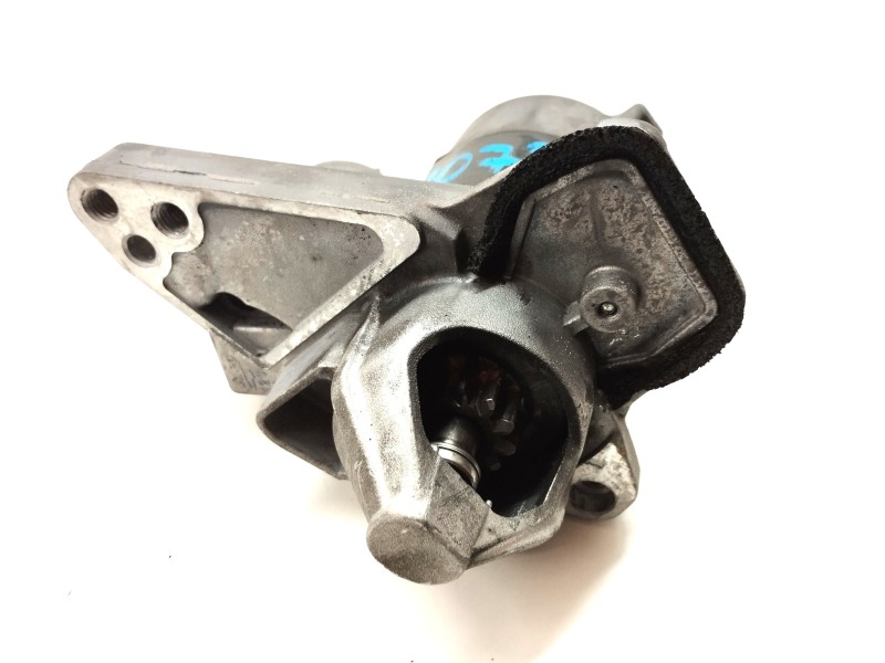 Recambio de motor arranque para renault twingo iii limited referencia OEM IAM 233009161R  