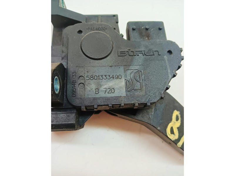 Recambio de potenciometro pedal para iveco daily furgón 2.3 diesel cat referencia OEM IAM 5801333490  