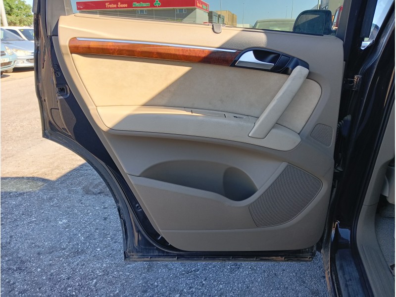 Recambio de guarnecido puerta trasera izquierda para audi q7 (4l) 4.2 v8 32v tdi biturbo referencia OEM IAM   
							