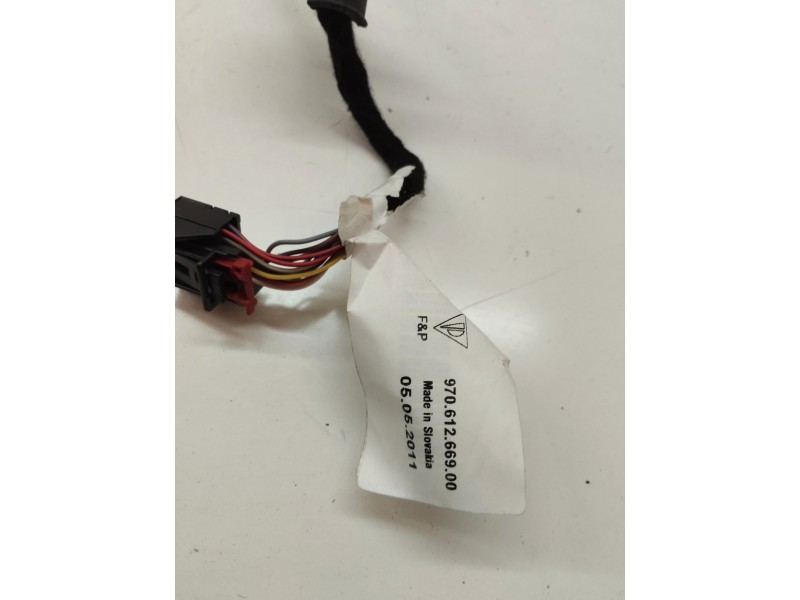 Recambio de retrovisor derecho para porsche panamera 4.8 v8 turbo cat referencia OEM IAM 97061266900  