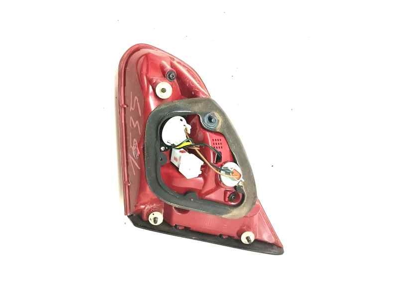 Recambio de piloto trasero izquierdo interior para kia cee´d 1.4 crdi cat referencia OEM IAM 92403A2200  